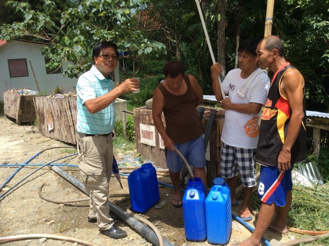 Our agricultural consultant, Ric Patricio, talks about introducing purified water into the village.